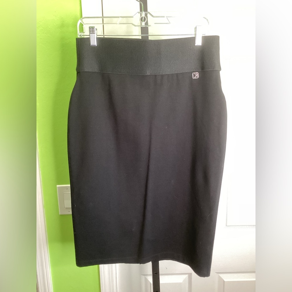 Calvin Klein Elegant Black Pencil Skirt, size Medium